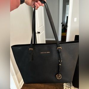Michael Kors Tote
